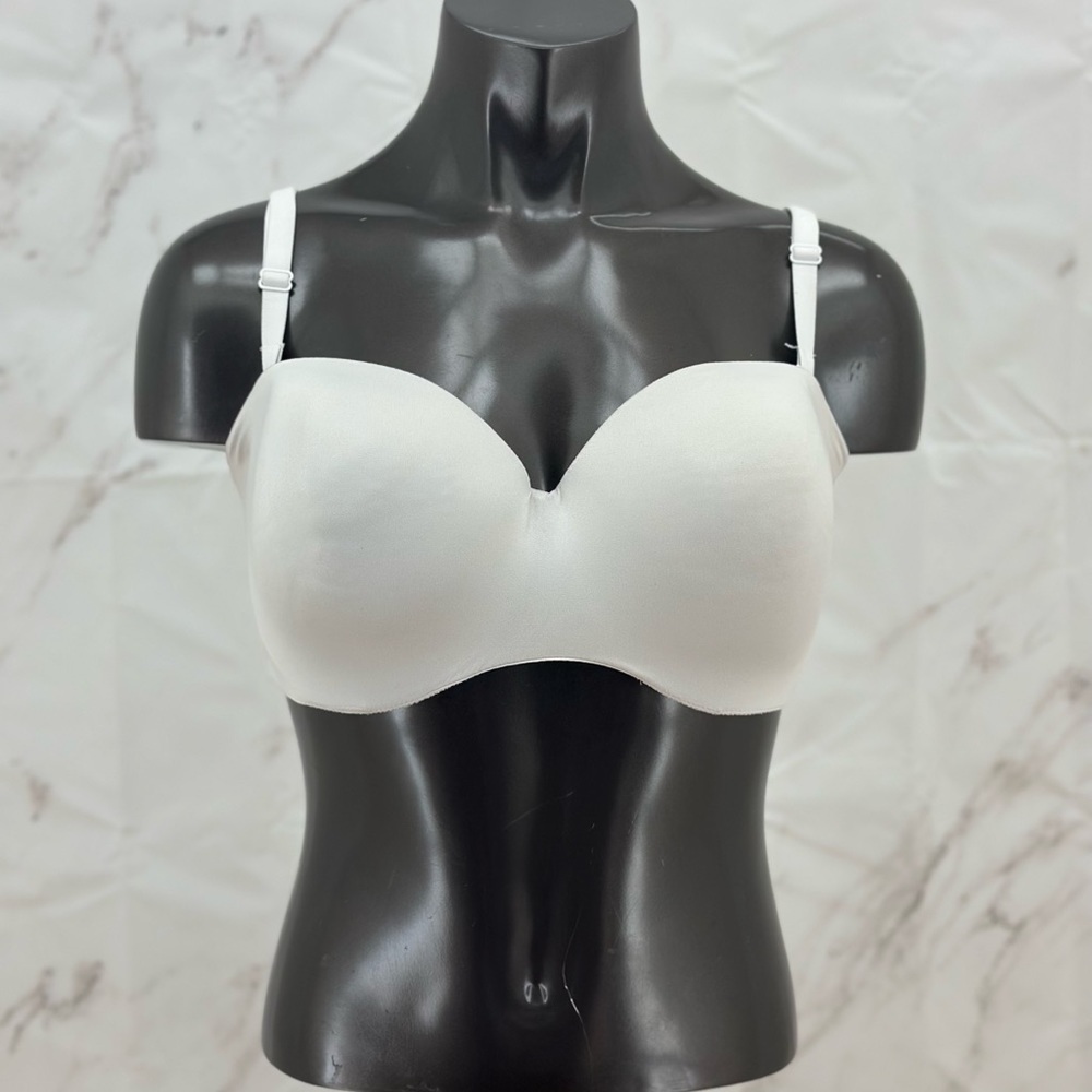 Victoria’s Secret Body by Victoria Lined Strapless Bra‎ White